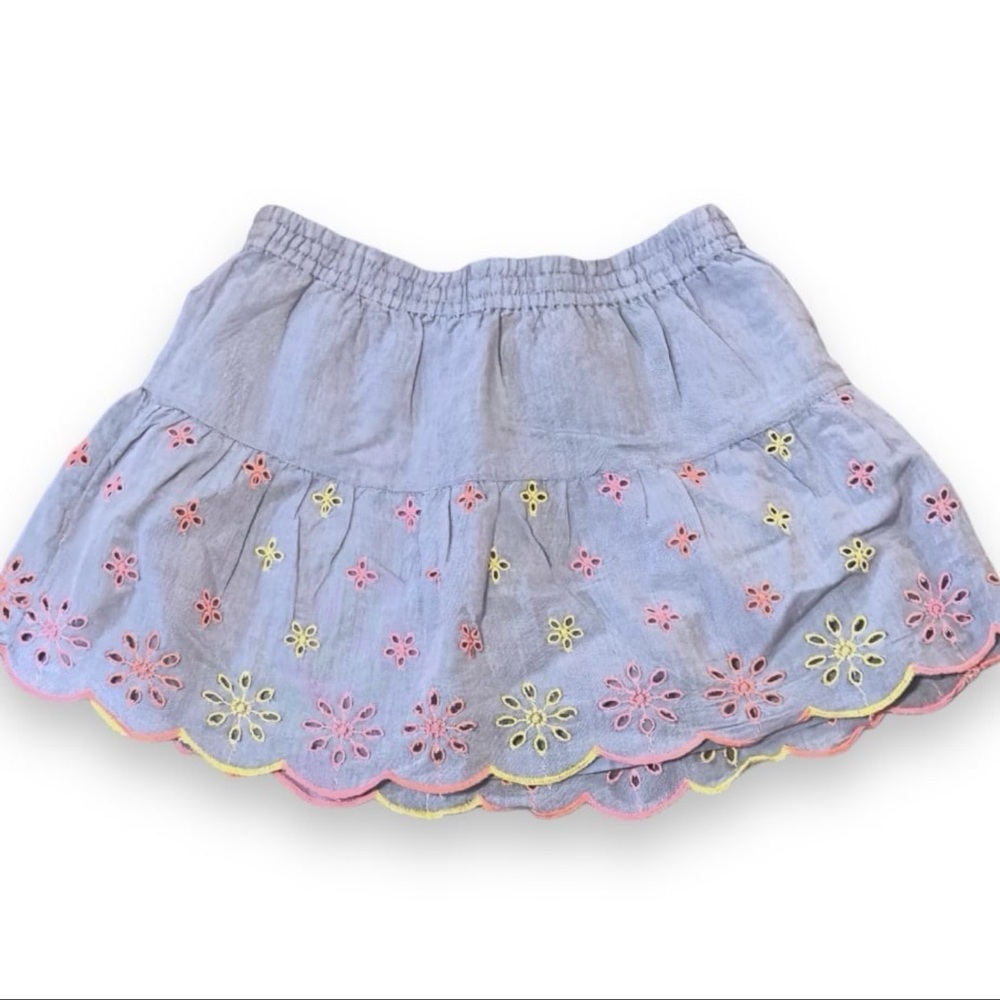 Old Navy Girls Embroidered Skirt 4T. NWOT